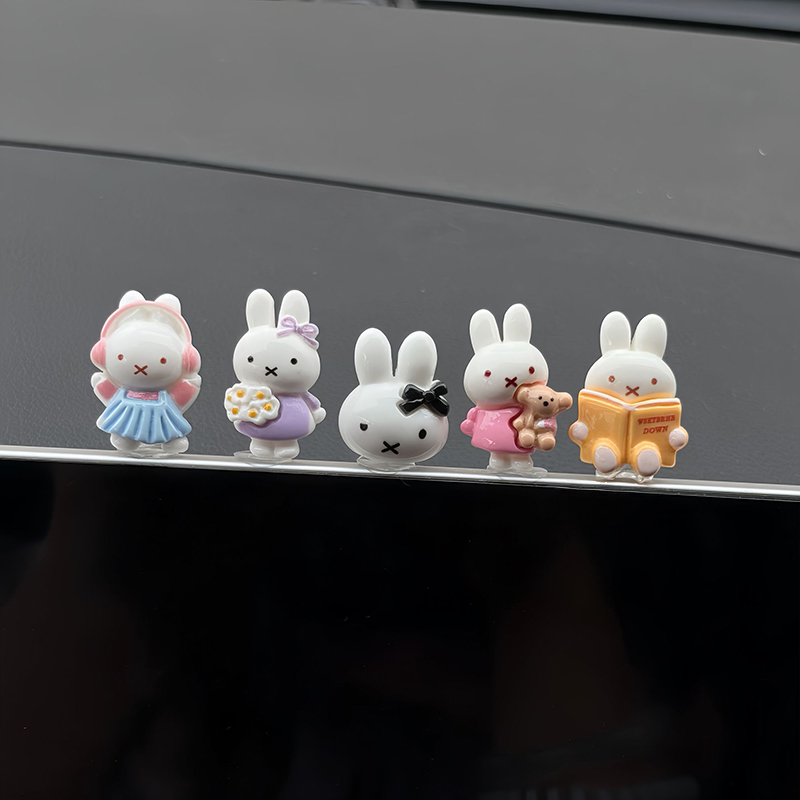 Mini figurine Kawaii Miffy, or - Car Accessories Girl avis et prix